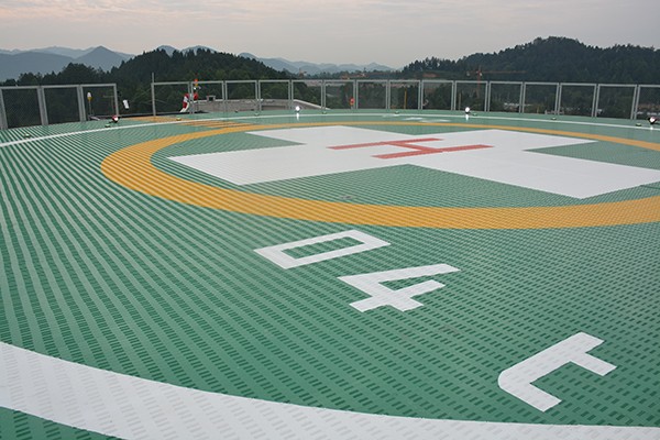 直升機停機坪需要安裝哪些燈？